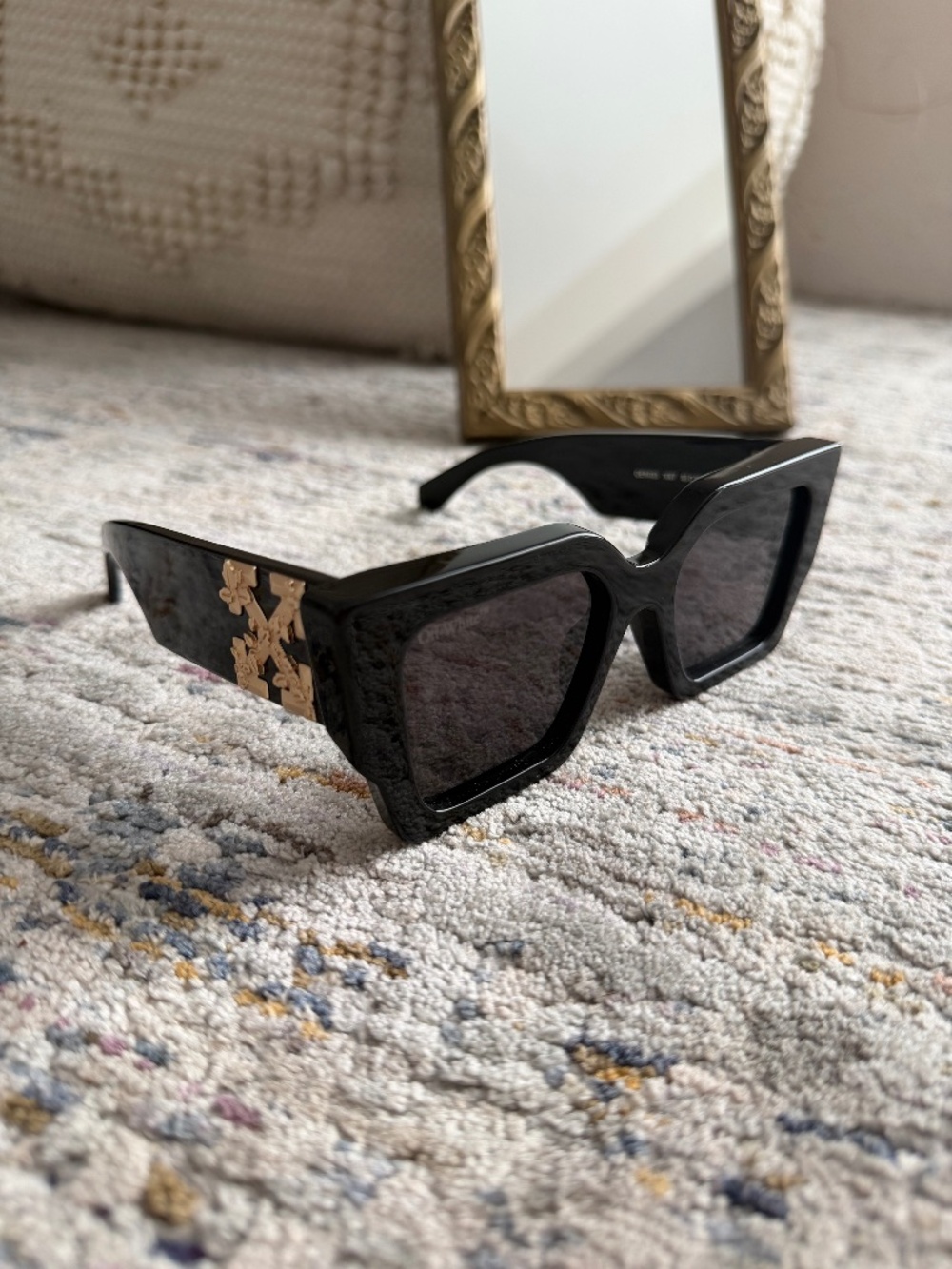 Off white Catalina sunglasses